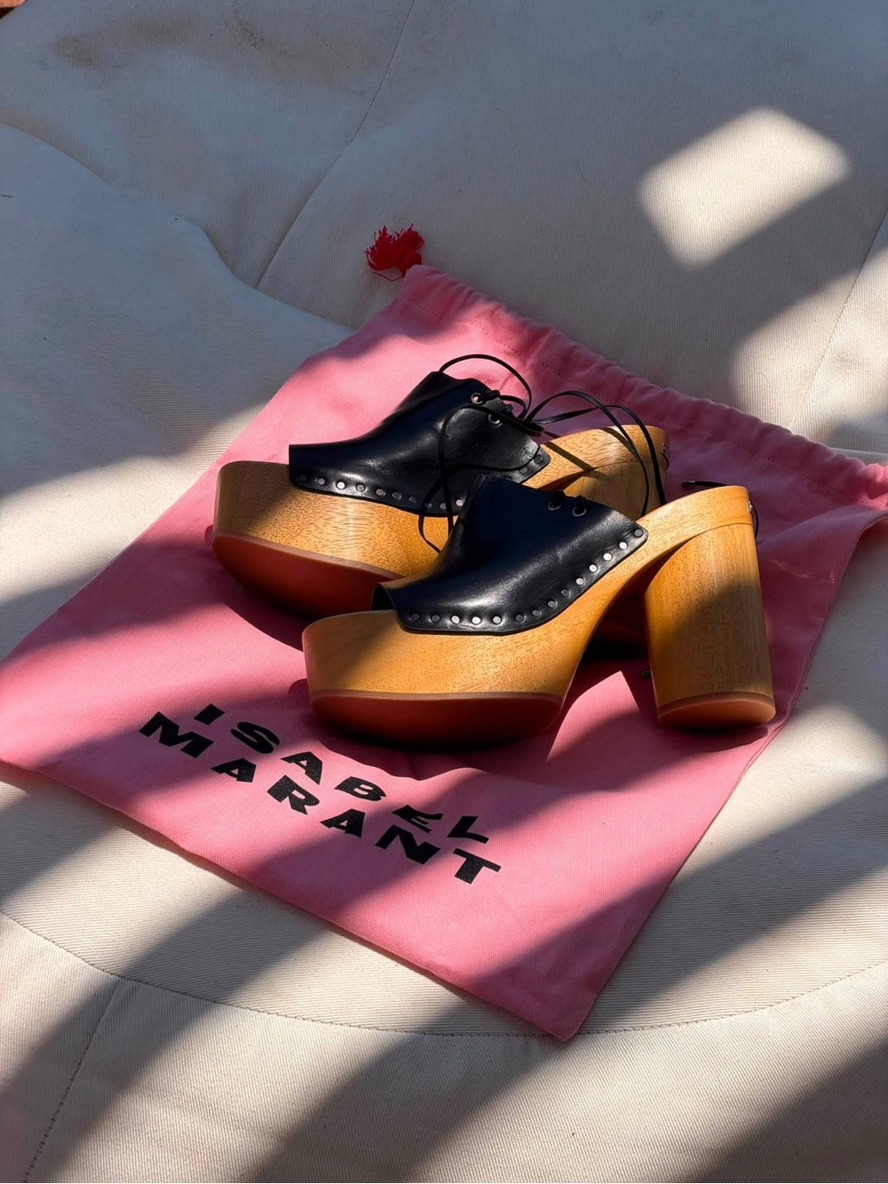Auth Isabel Marant Spring 2024 Runway Ready to wear- Black Platform. - Picture 4 of 10